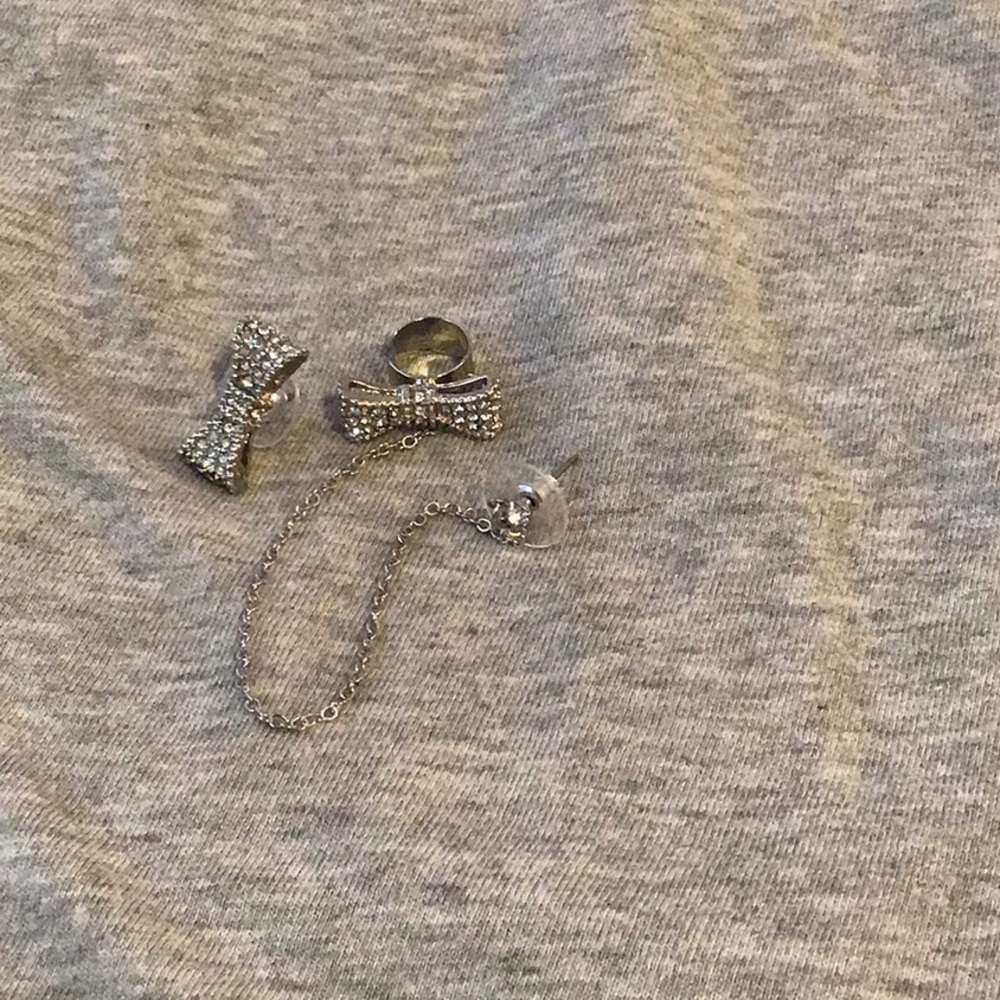 Women’s jewelry